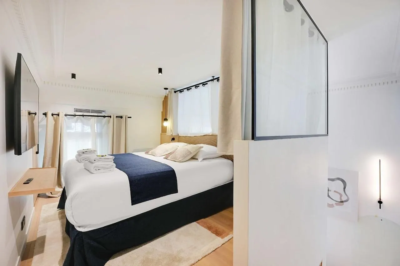 Elegant Apartment - 2Br-6P - Palais Royal Parijs