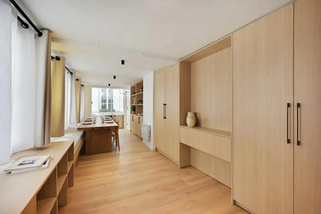 פריז Elegant Apartment - 2Br-6P - Palais Royal